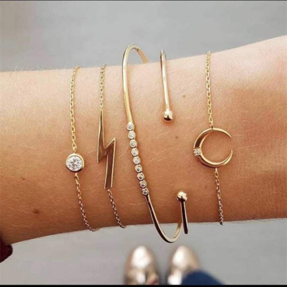 Darling 5 Piece Gold Bracelet Set
